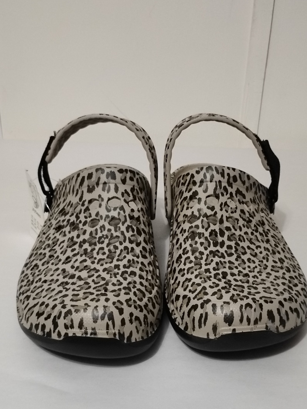 JOYBEES Grapic Leopard Print Clog Shoes - Neutral Gray and Black Unisex